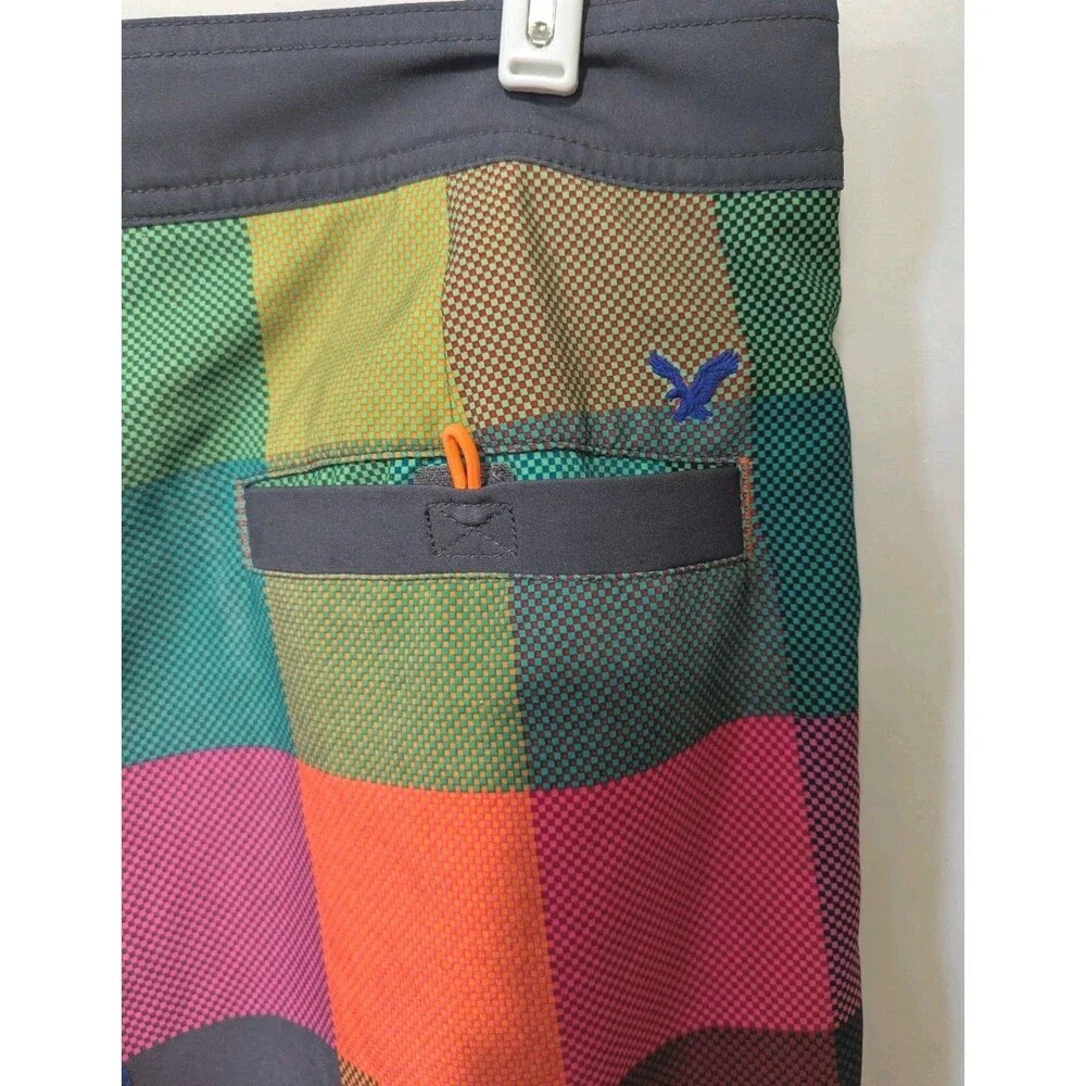 American Eagle Board Shorts Mens Large Multicolor Plaid Swim Trunks Surf Beach